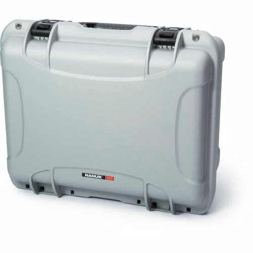 Nanuk 933 Series Airtight Watertight Case w/Dividers 933-2005 19-7/8"L x 16-1/8"W x 10-1/8"H Silver 2 Nanuk 933 Series Airtight Watertight Case w/Dividers 933-2005 19-7/8"L x 16-1/8"W x 10-1/8"H Silver - Image 2