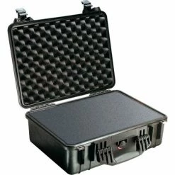 Pelican 1520 Watertight Medium Case With Foam 19-3/4" x 15-3/4" x 7-7/16", Black