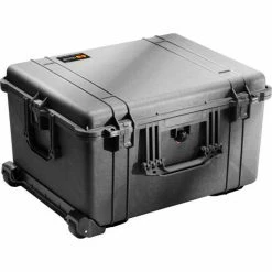 Pelican 1620 Watertight Wheeled Large Case With Foam 24-3/4" x 19-9/16" x 13-7/8", Black