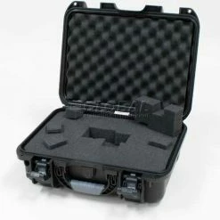 Nanuk 920 Case w/Foam, 16-11/16"L x 13-3/8"W x 6-13/16"H, Black